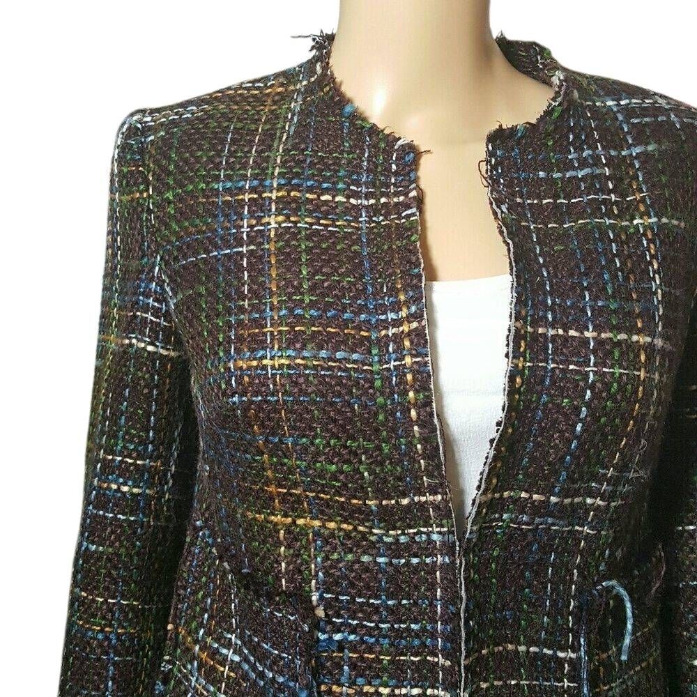 View Blazer 4 - Picture 3 of 4